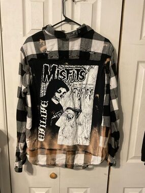 Misfits Upcycled Back Graphic Tee & Distressed Bleached Flannel - Size Men's XL